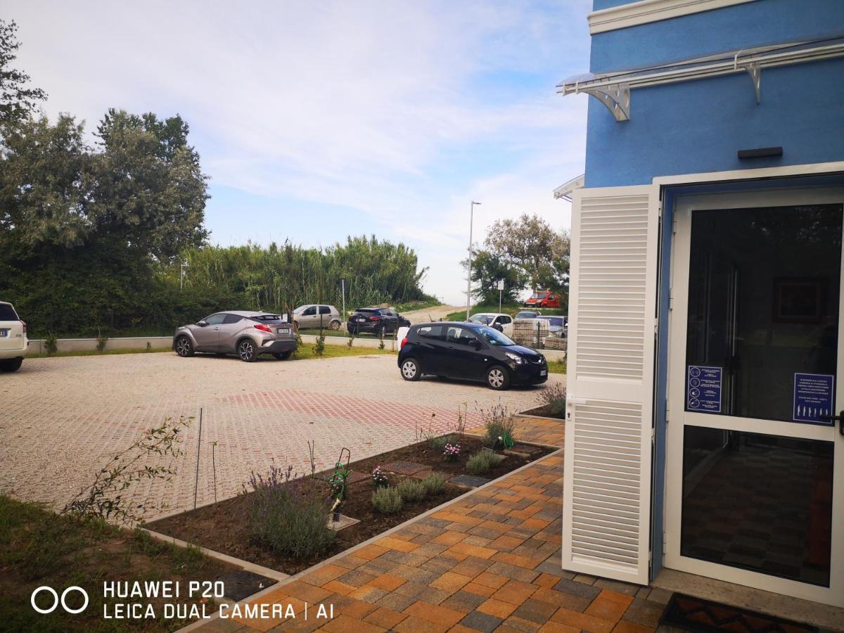 Il Sole Nel Mare - Lido Di Volano Comacchio Exterior foto